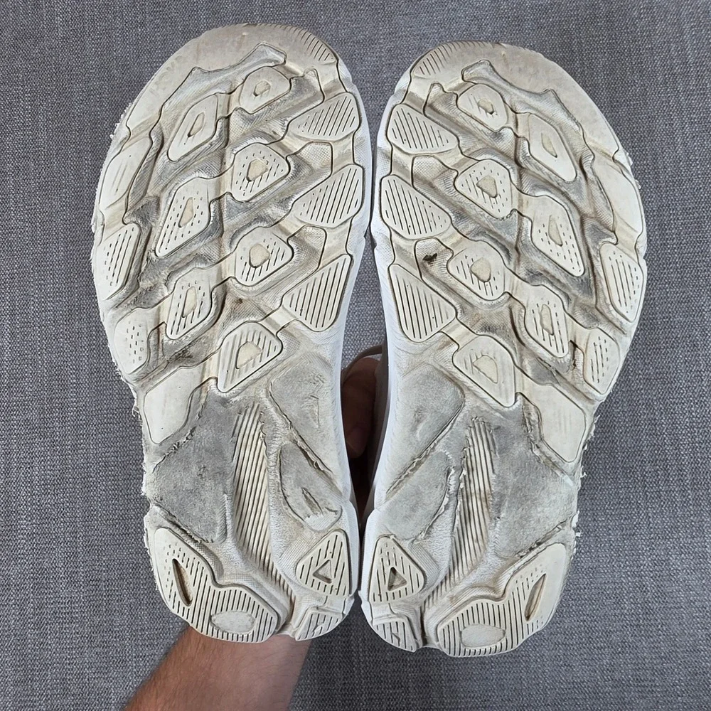 Hoka Clifton 9 Running Shoes Mens 8.5 White Athletic Sneakers 1127895 WWH